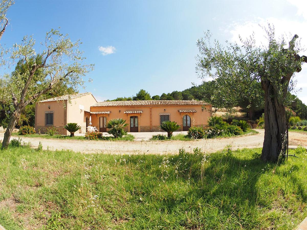 Agriturismo Il Drago Piazza Armerina Exterior foto