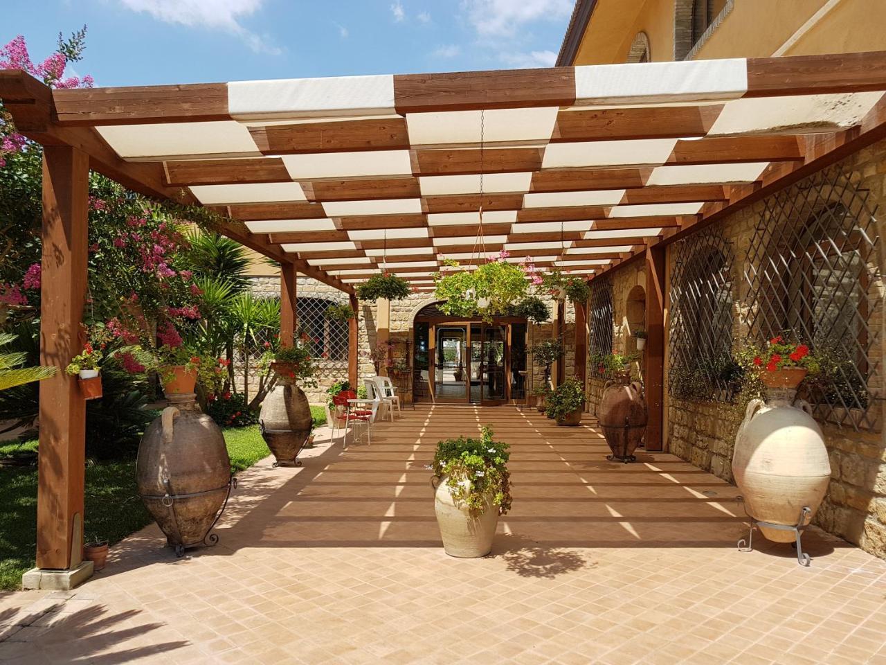 Agriturismo Il Drago Piazza Armerina Exterior foto