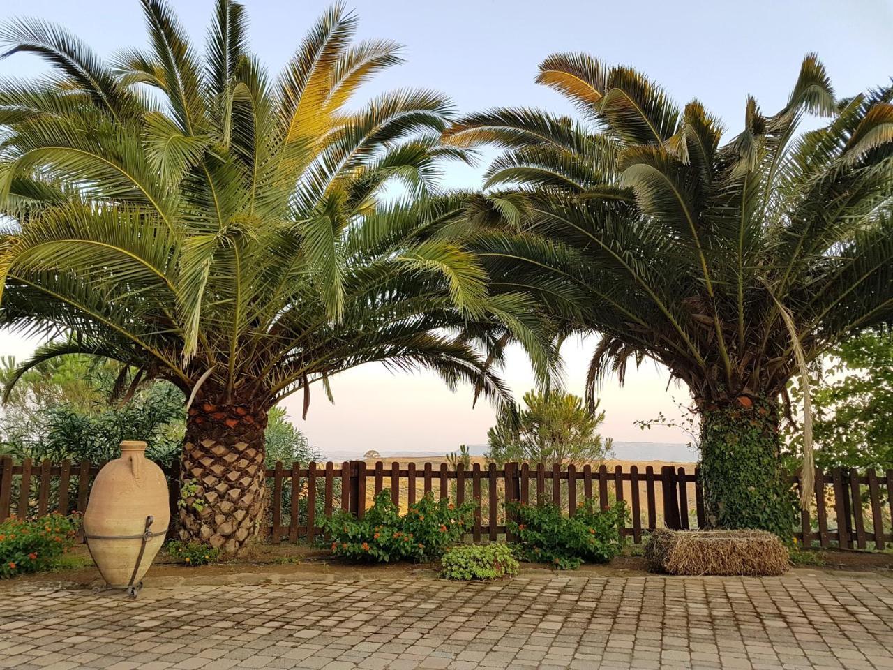 Agriturismo Il Drago Piazza Armerina Exterior foto